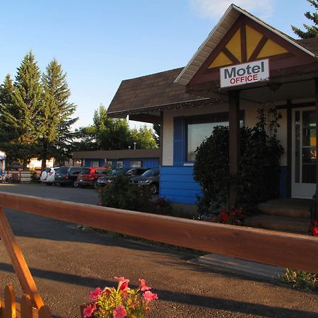 Blue Mountain Motel Pincher Creek Dış mekan fotoğraf